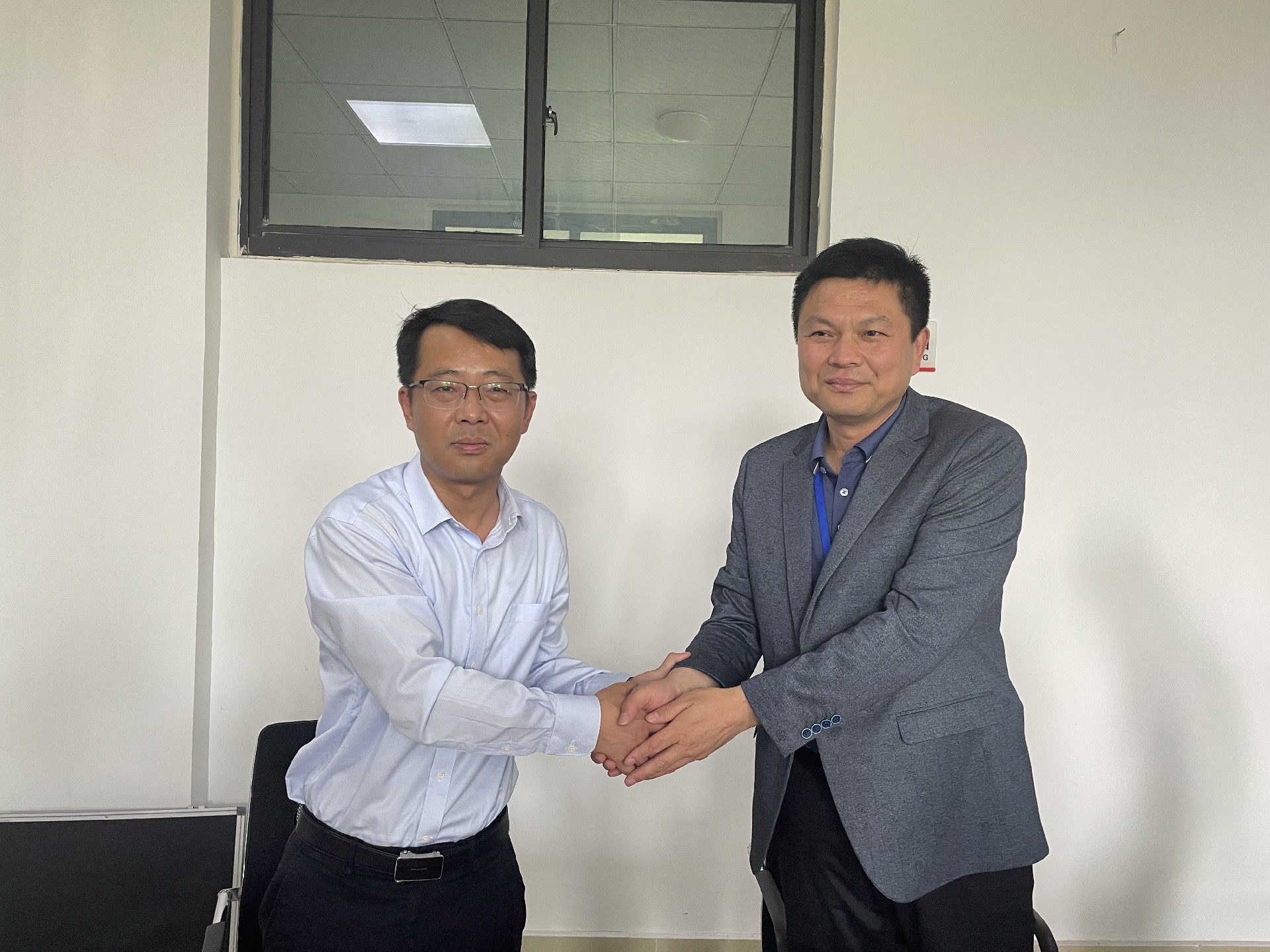 1686789145320387.jpg 5.jpg